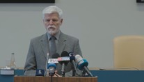 Prezident Pavel navštívil Královéhradecký kraj. Řešil zdravotnictví i regulaci vlků