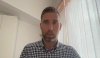 Zpožděný kufr dokáže zkomplikovat dovolenou. Odborník radí, co dělat