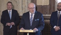 Lékaři odmítli 8,5 miliardy. Víc opravdu nabídnout nešlo, řekl Válek