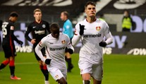 Bundesliga: Eintracht Frankfurt vs. Bayer Leverkusen - 12. 12. 2021