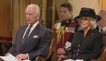 Král Karel III. navštívil Wales. Královně vzdal hold také David Beckham