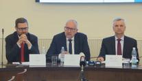 Absolventská práce místo maturity? Ministerstvo připravuje změny