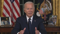 Joe Biden slíbil odplatu za útok na americkou základnu, Trump ho kritizuje