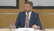 Boj proti ilegální migraci a dezinformacím. Premiér navštívil Ministerstvo vnitra