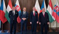 Donald Tusk se setkal s Fialou. Chválil vzájemnou spolupráci
