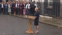 První projev britské premiérky: Trussová slíbila pomoc rodinám a snížení daní