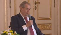 Zeman: Putin viděl v NATO slabinu, když ustoupilo v Afghánistánu. Nejspíš proto zaútočil na Ukrajinu