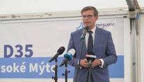 Přetížené dálnici v Pardubickém kraji uleví nový úsek D35