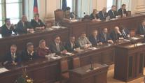Zelenskyj k českému parlamentu: Jsme s vámi, buďte i vy s námi