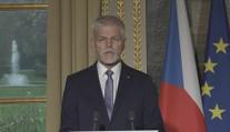 Prezident Pavel navštívil Macrona. Cením si shody na podpoře Ukrajiny, řekl