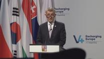 Odpolední přehled: Premiér Babiš na summitu V4 v Maďarsku
