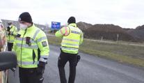 Práce dálniční policie: Kontrola elektronických dálničních známek