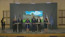 Tisková konference po jednání vlády