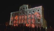 VIDEO: Signal Festival opět rozzářil Prahu. Součástí trasy byl poprvé Pražský hrad