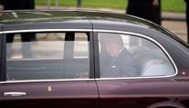 Příjezd Karla III. do Buckinghamského paláce v Londýně