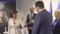 Francie a Čechy si předaly štafetu k předsednictví v Radě EU