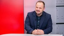 Předseda SOCDEM: Zaměstnanec by měl mít mnohem nižší odvody, nadnárodní korporace by se měly danit víc