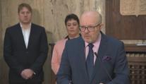 Válek vyzval k očkování. Riziko nakažení covidem je nyní vysoké, varoval