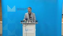 Rakušan jednal s odboráři bezpečnostních složek. Navrhl každému 1 500 korun navíc