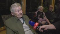 V pohodlí domova, přesto v divadle. Seniory do hlediště přenesla virtuální realita