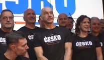 Průzkum přinesl překvapení. Do Sněmovny míří Kuba, vypadli by z ní Motoristé