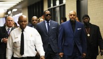 Propuštění na kauci si moc neužil! R. Kelly dluží na alimentech