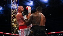 Dillian Whyte žádá po Furym odvetu. Tohle není wrestling, ale box, zlobí se