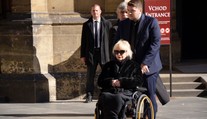 Na Gottův pohřeb zamířily osobnosti ze zahraničí, přijela i Gombitová