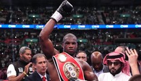 Jsem gladiátor! Dubois ve Wembley šokoval favorita knokautem