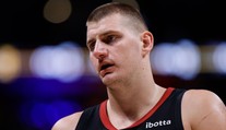 Obrovský výpadek obhájců titulu, Denver přišel o náskok a v play-off končí
