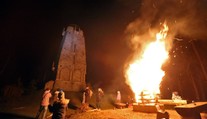 Po Česku vzplály stovky ohňů. Oživlou tradicí vítají lidé jaro