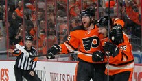 Voráček hvězdou večera: Tři body, vítězství a 400. bod v NHL!