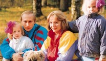 Putinovy přísně střežené dcery se příliš nepotatily. Překvapily volbou povolání
