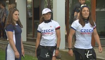 Vyjděte do ulic v olympijském, říkají sportovci. Ukázali kolekci pro Tokio
