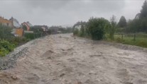 Na milionové škody povodní pojišťovna poslala stovky tisíc. Hyenismus, zuří lidé