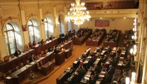 Další poslanci couvají! Podepsali prý jiný návrh o hanobení