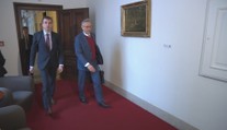 Končící ministři dostanou odchodné. Mají nárok na statisíce