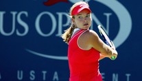 Grandslamová šampionka měla ve Wimbledonu nehodu, přišla o zuby