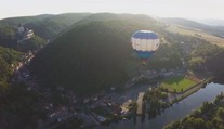 VÍKEND: Dva fousáči v balónu - 5