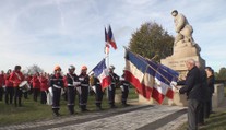 Celý svět slaví Den veteránů. Při pietních akcích nechyběli v zahraničí ani Češi