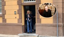 Podpatky a selfie před věznicí! Za Řepkou přijela vyparáděná návštěva