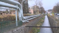 Dvě stovky domácností nebo školka. Kvůli sporu města mohou skončit bez tepla