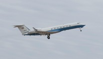 Letadlo se při přistání proměnilo v ohnivou kouli. Oba piloti zemřeli