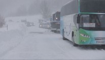 Balkán sužuje sníh. Desetitisíce domácností jsou bez elektřiny