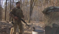 Práci vyměnili za vojenskou výzbroj. Pro svou vlast jsou připraveni i zemřít