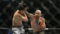 UFC 273: Volkanovski stále šampionem, spor mezi Janem a Sterlingem pokračuje