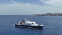 Loď s hantavirem se blíží k Tenerife. Pacientů se smrtící nemocí přibylo