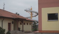 Podnikatel z Teplicka postavil tobogán na zahradě. Úřady nařídily jeho likvidaci