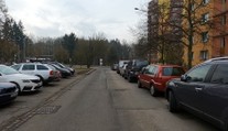 V českých městech chybí parkovací místa. Problémy jsou hlavně na sídlištích