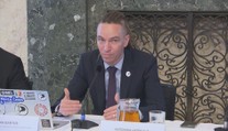 Spor o rodná čísla pokračuje. Pro mě to není priorita, prohlásil Bartoš